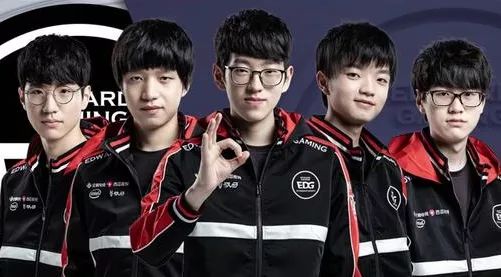 议的话题事 议的话题事