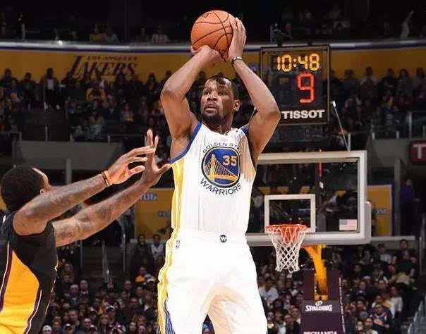 他在90分 他在90分