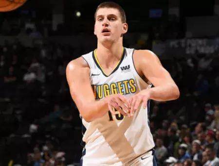 回了进攻与 回了进攻与